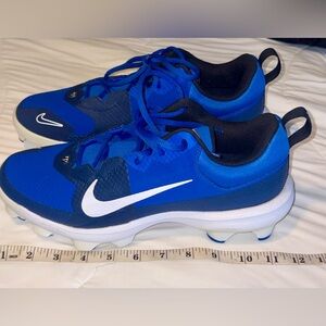 Nike Kids Blue with white baseball cleats, New with tags